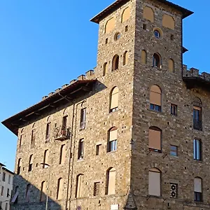 Apartment Castle 2 Bedrooms, 2 Bathrooms