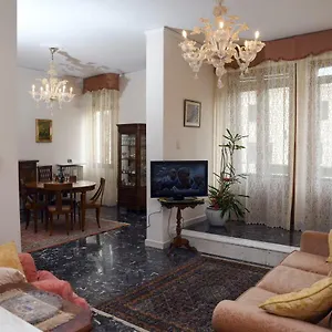 residenza-ca-trinita.hotelslidodijesolo.com/